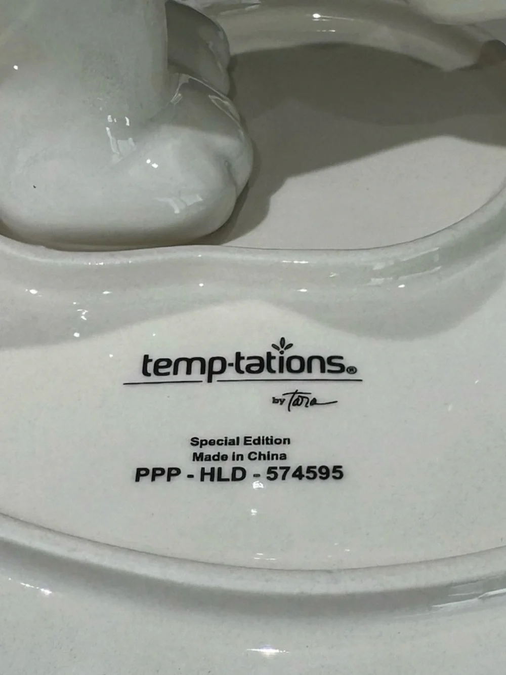 Temp-Tations Special Edition Egg Hunt Ceramic Bunny Cake Stand Plate - 10
